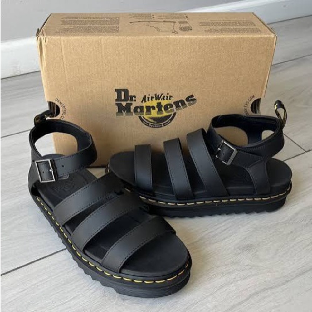 NEW Dr. Martens Blaire Hydro Platform Sandals